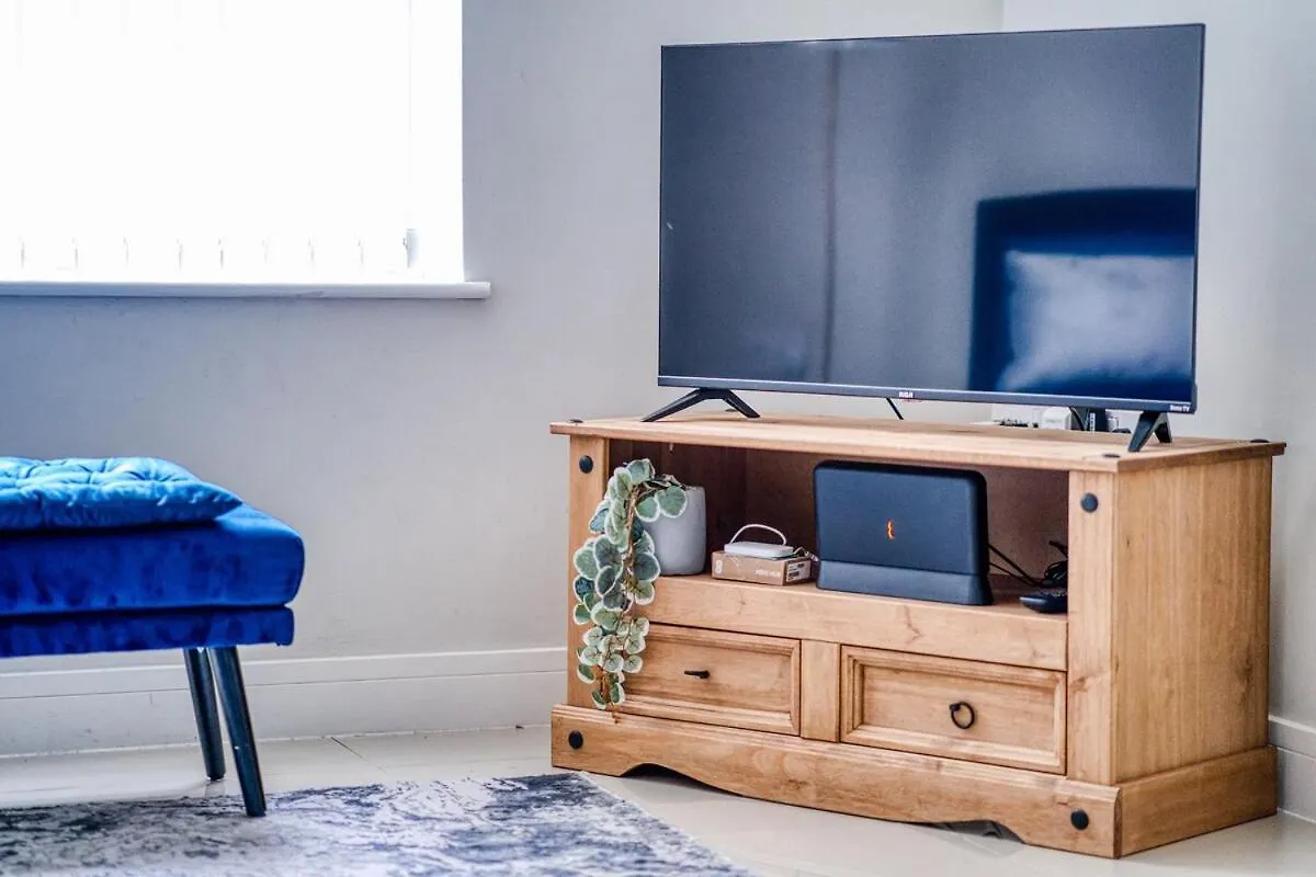 Apartment Well Located 1-Bedroom Near Hospital Self Checkin With Parking Cardiff United Kingdom